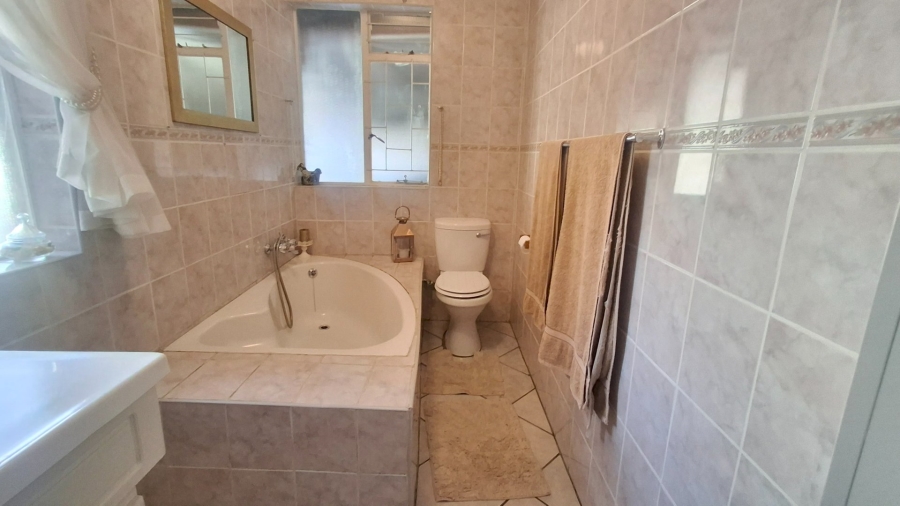 4 Bedroom Property for Sale in Sasolburg Ext 23 Free State